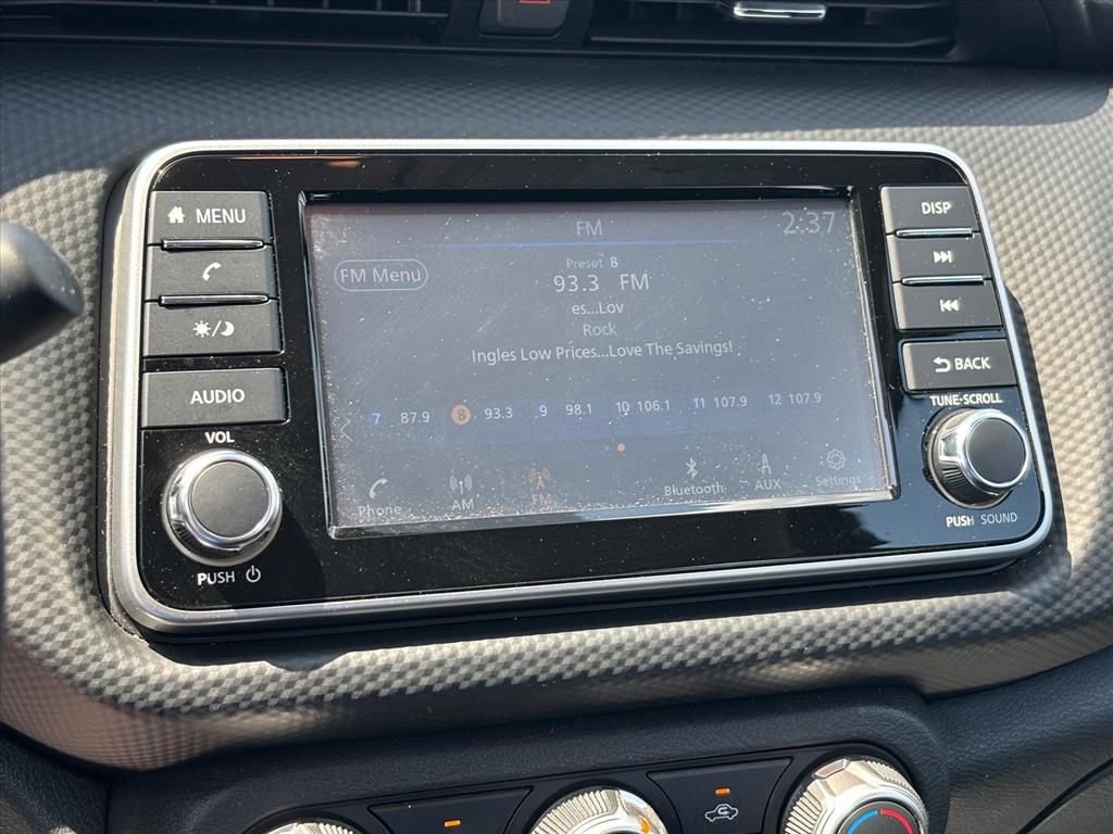 Used 2025 Nissan Kicks Play S FWD image 4