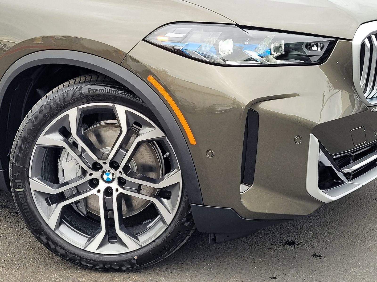 New 2026 BMW X5 xDrive50e AWD/4WD image 4