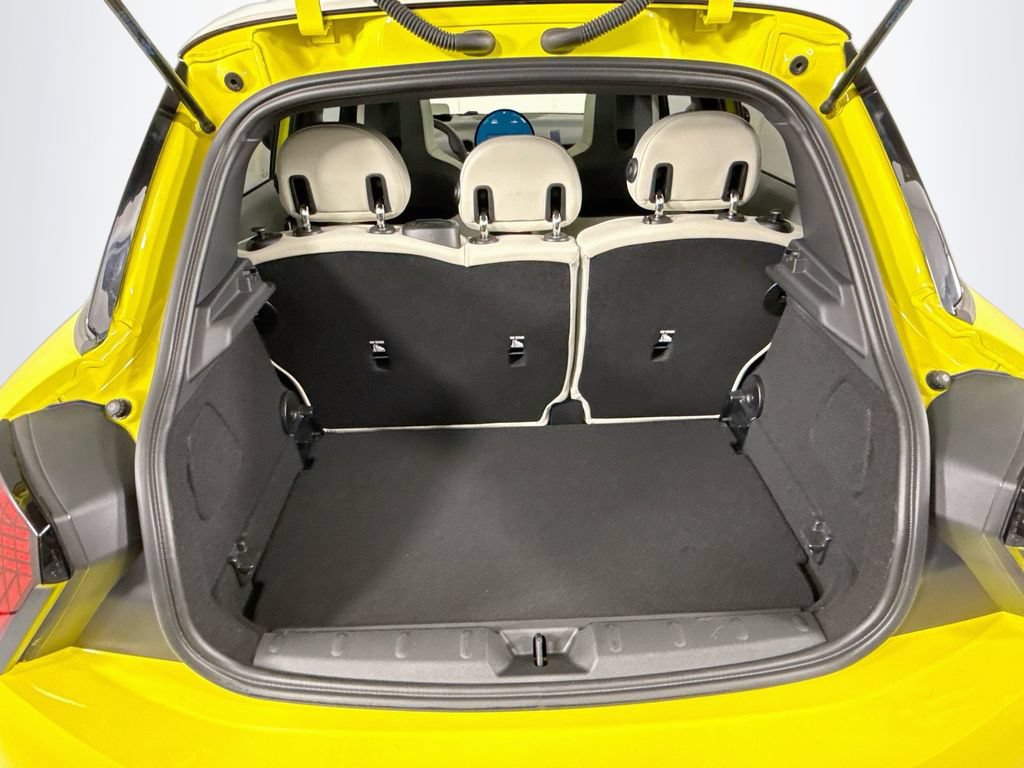 Used 2025 MINI Cooper S FWD image 28