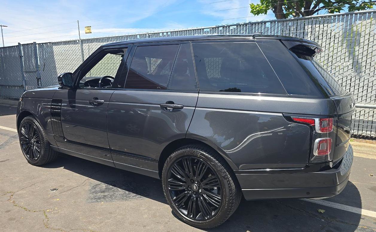 Used 2019 Land Rover Range Rover Supercharged AWD/4WD image 4