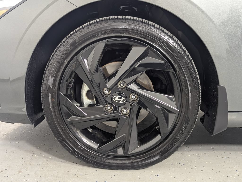 Certified 2026 Hyundai Elantra SEL Sport Premium FWD image 11