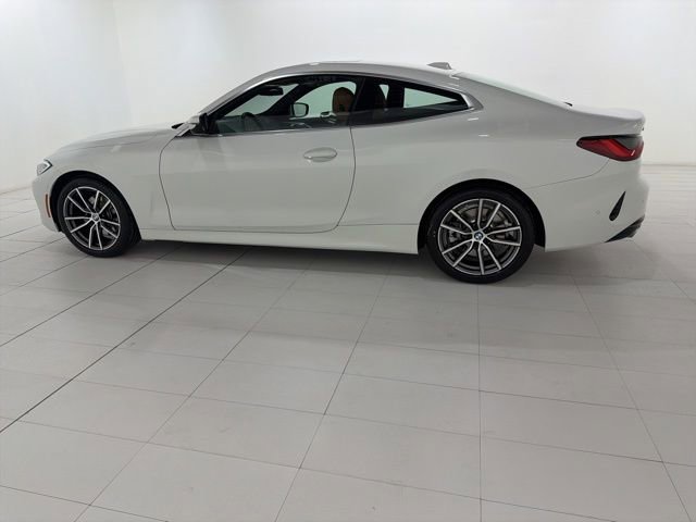 Certified 2024 BMW 430i xDrive Coupe w/ Premium Package AWD/4WD image 2