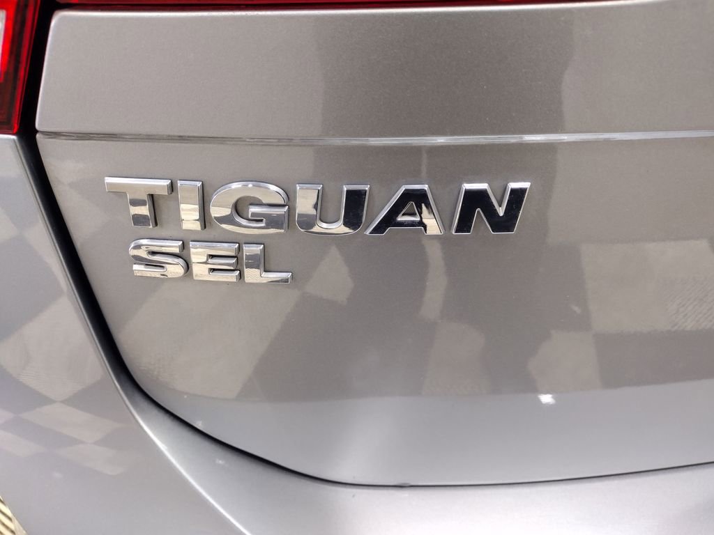 Used 2020 Volkswagen Tiguan SEL Premium R-Line image 17