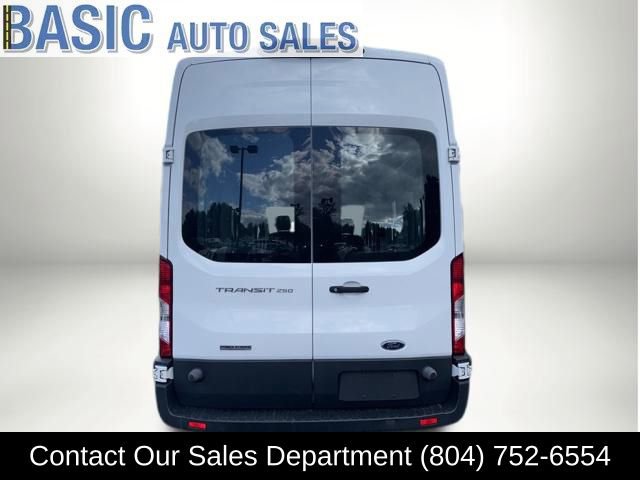 Used 2018 Ford Transit 250 148 High Roof image 5