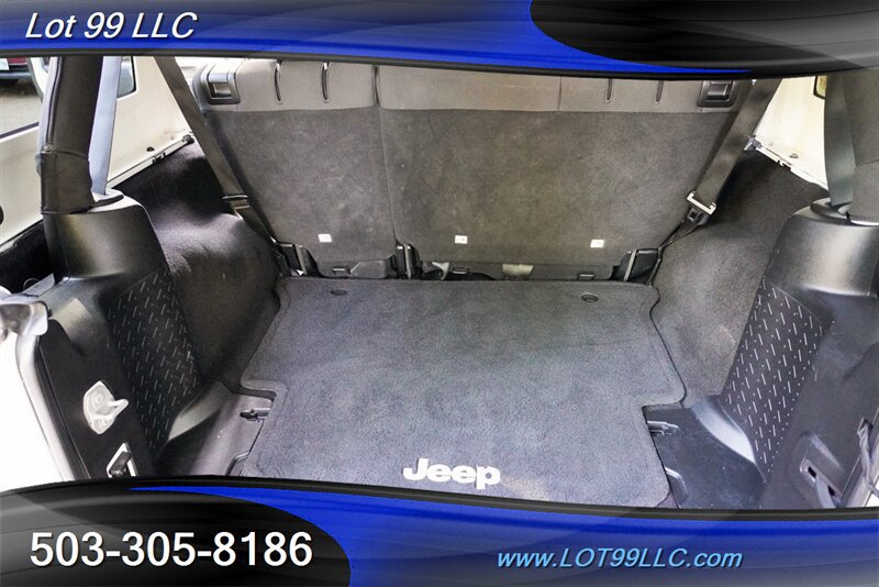 Used 2015 Jeep Wrangler Unlimited Sport w/ Quick Order Package 24S AWD/4WD image 16