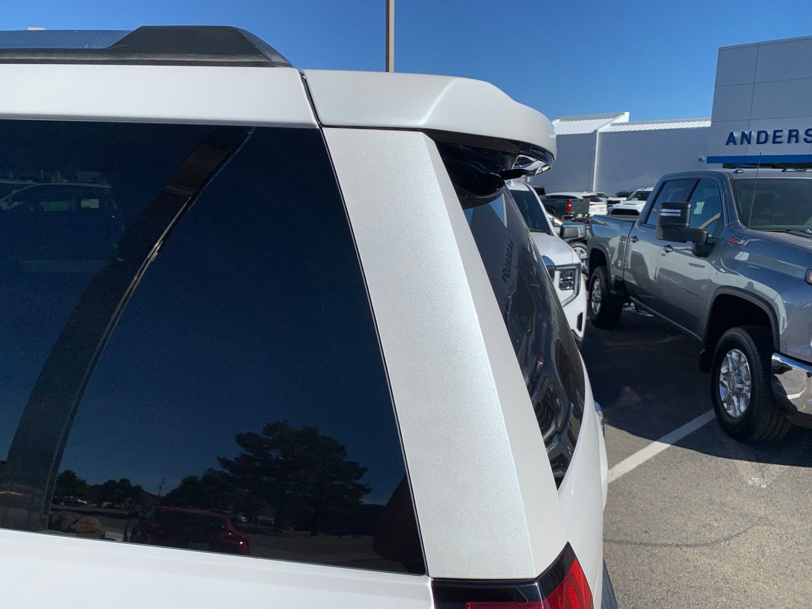 Used 2019 Chevrolet Tahoe Premier w/ Premier Plus Edition image 9