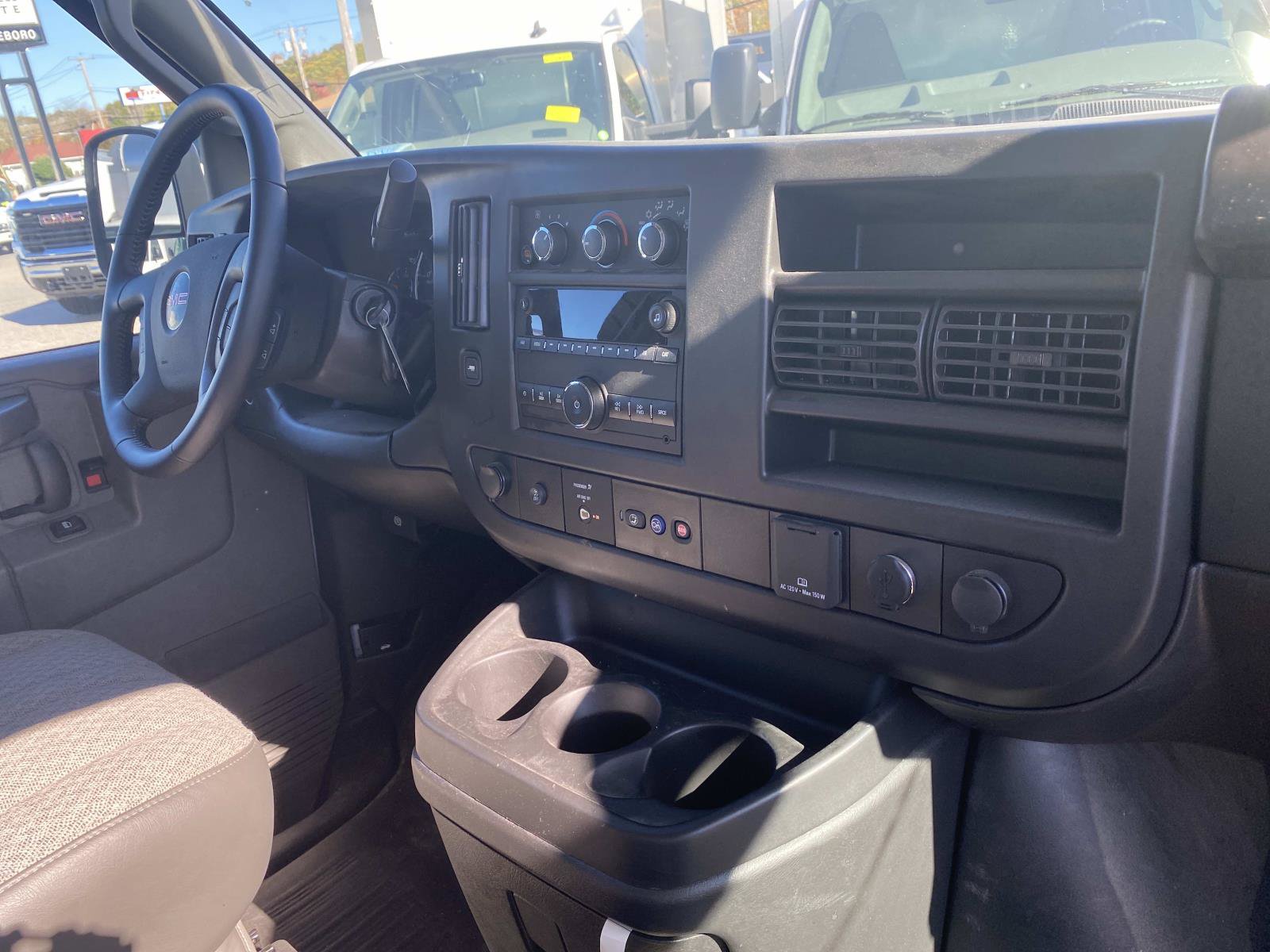 New 2023 GMC Savana 3500 w/ Power Convenience Package RWD image 6