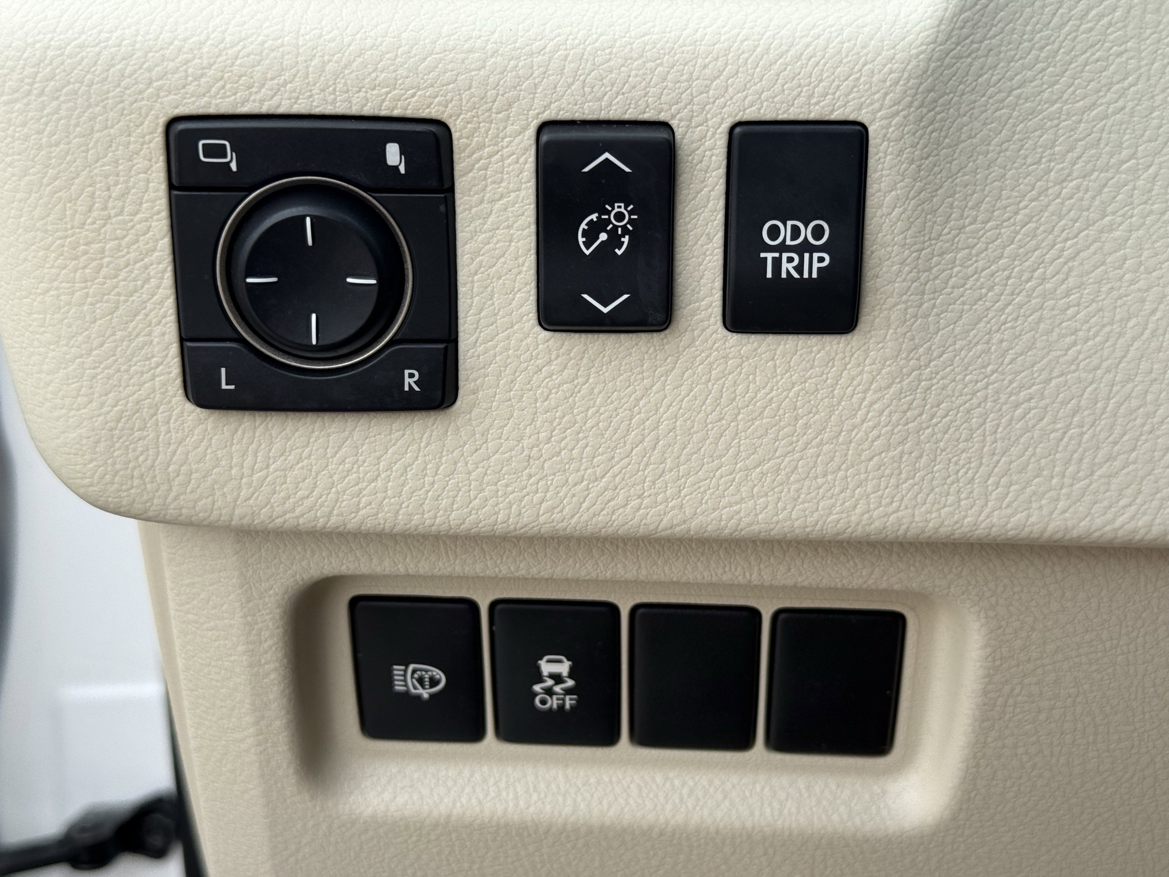 Used 2019 Lexus GX 460 Premium w/ Premium Package AWD/4WD image 25