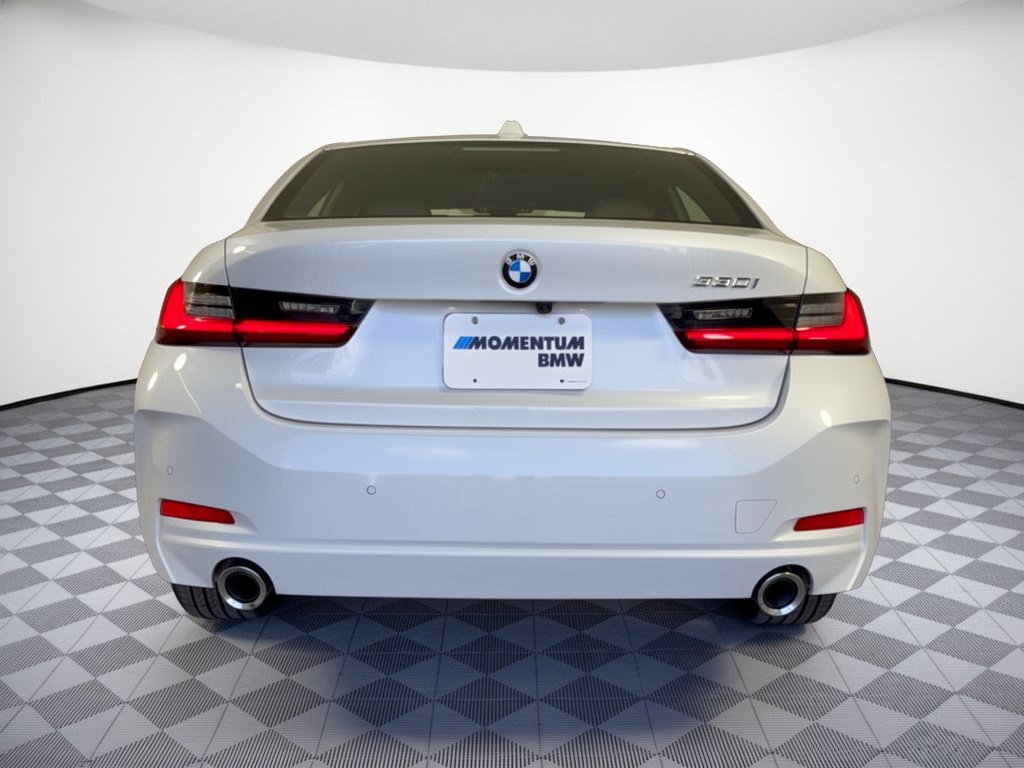Used 2026 BMW 330i Sedan RWD image 11