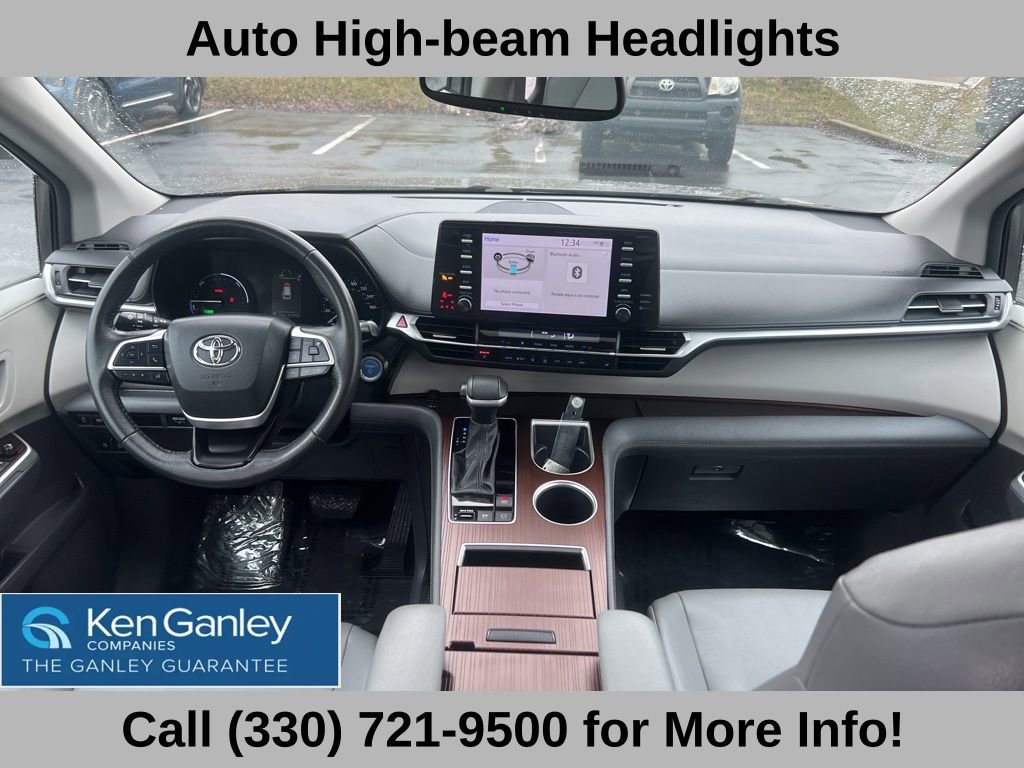 Used 2024 Toyota Sienna XLE image 44