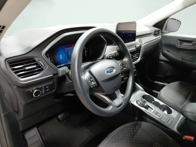 Used 2025 Ford Escape Active AWD/4WD image 23