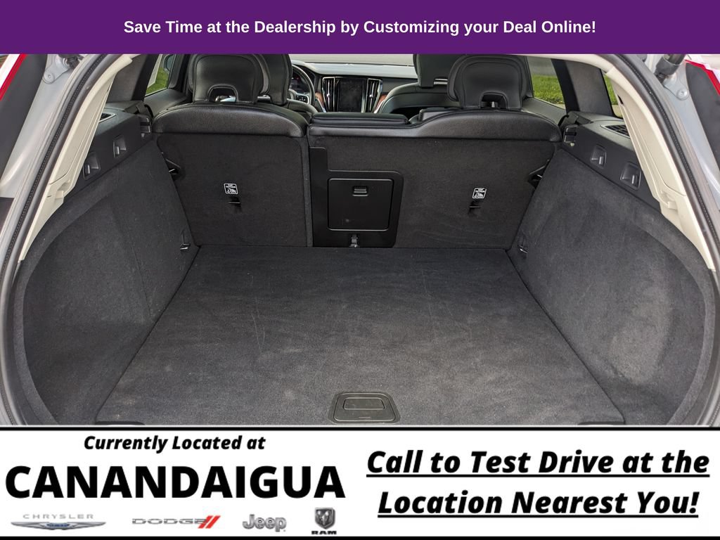 Used 2025 Volvo V60 B5 Cross Country Plus AWD/4WD image 21