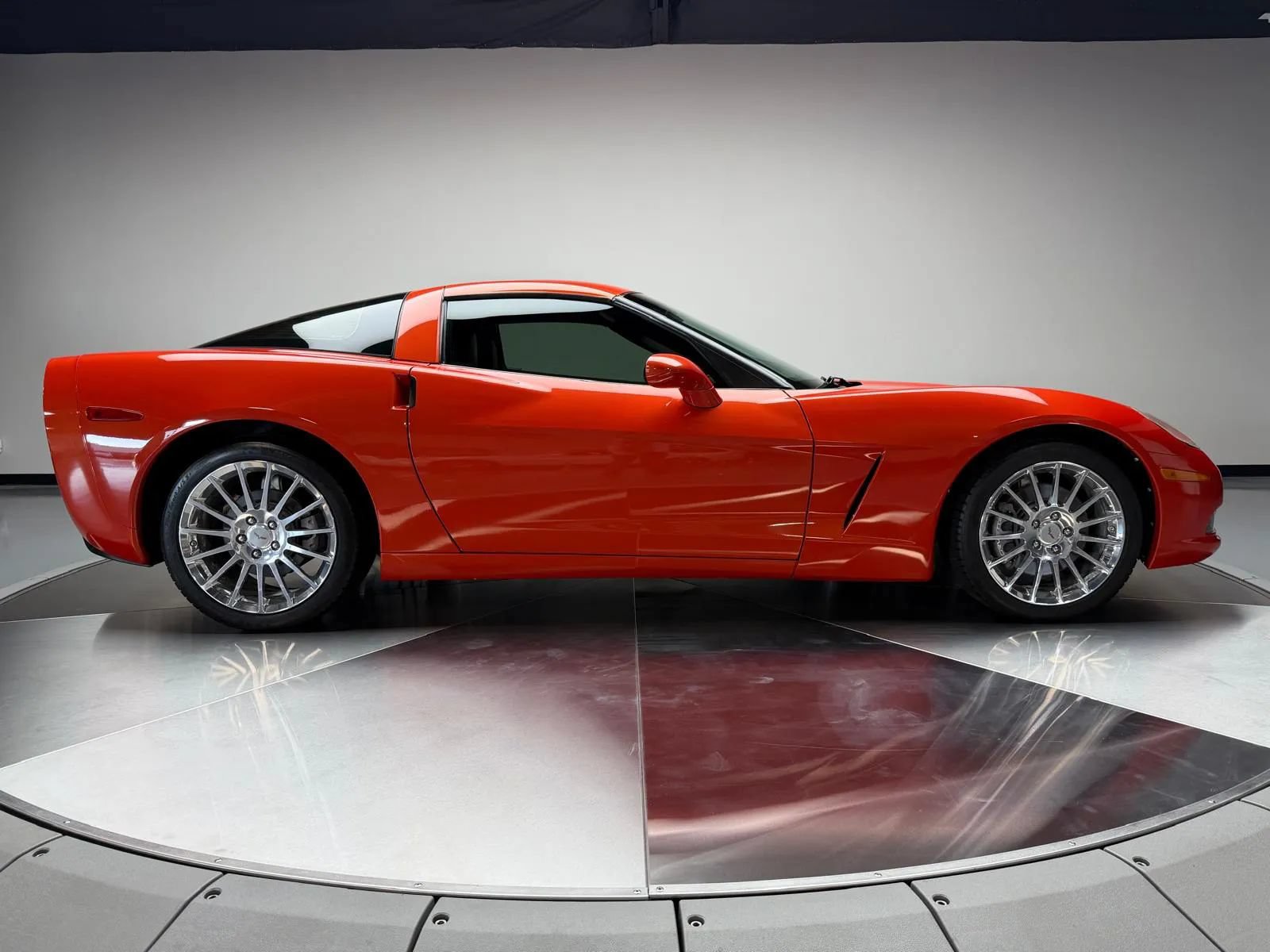 Used 2012 Chevrolet Corvette Coupe RWD image 6