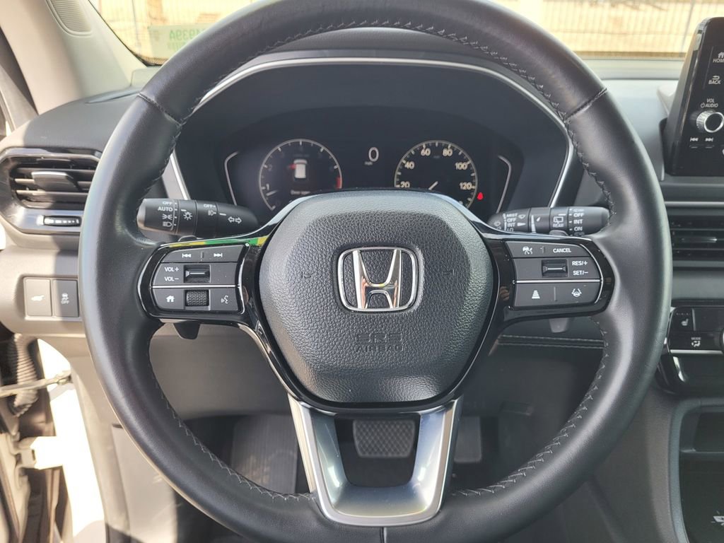 Used 2025 Honda Pilot EX-L image 26