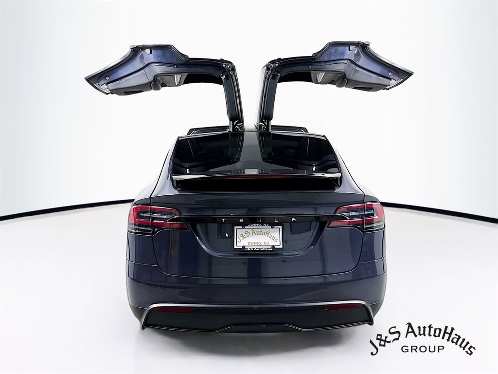 Used 2023 Tesla Model X image 6