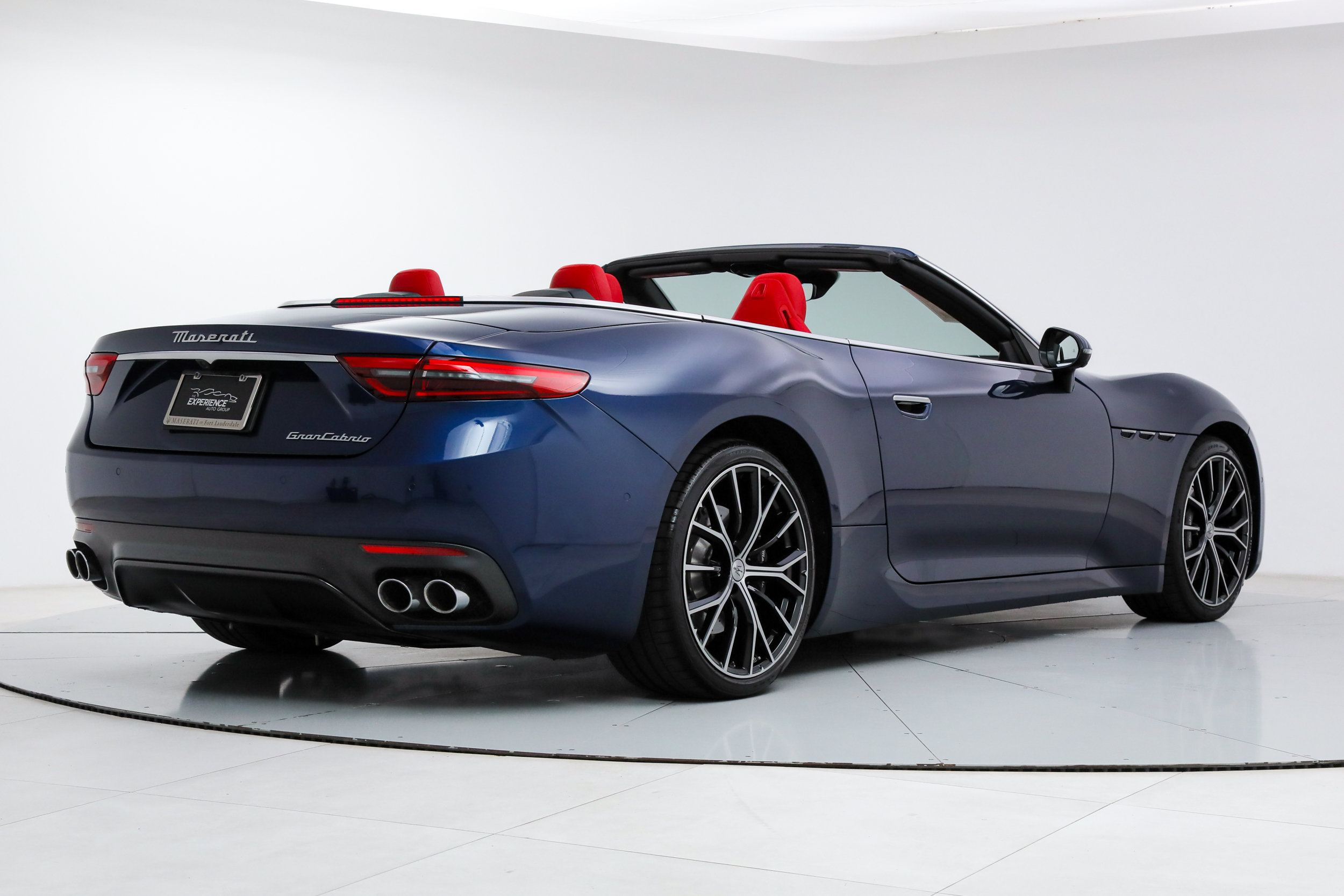 Certified 2026 Maserati GranCabrio Modena AWD/4WD image 9