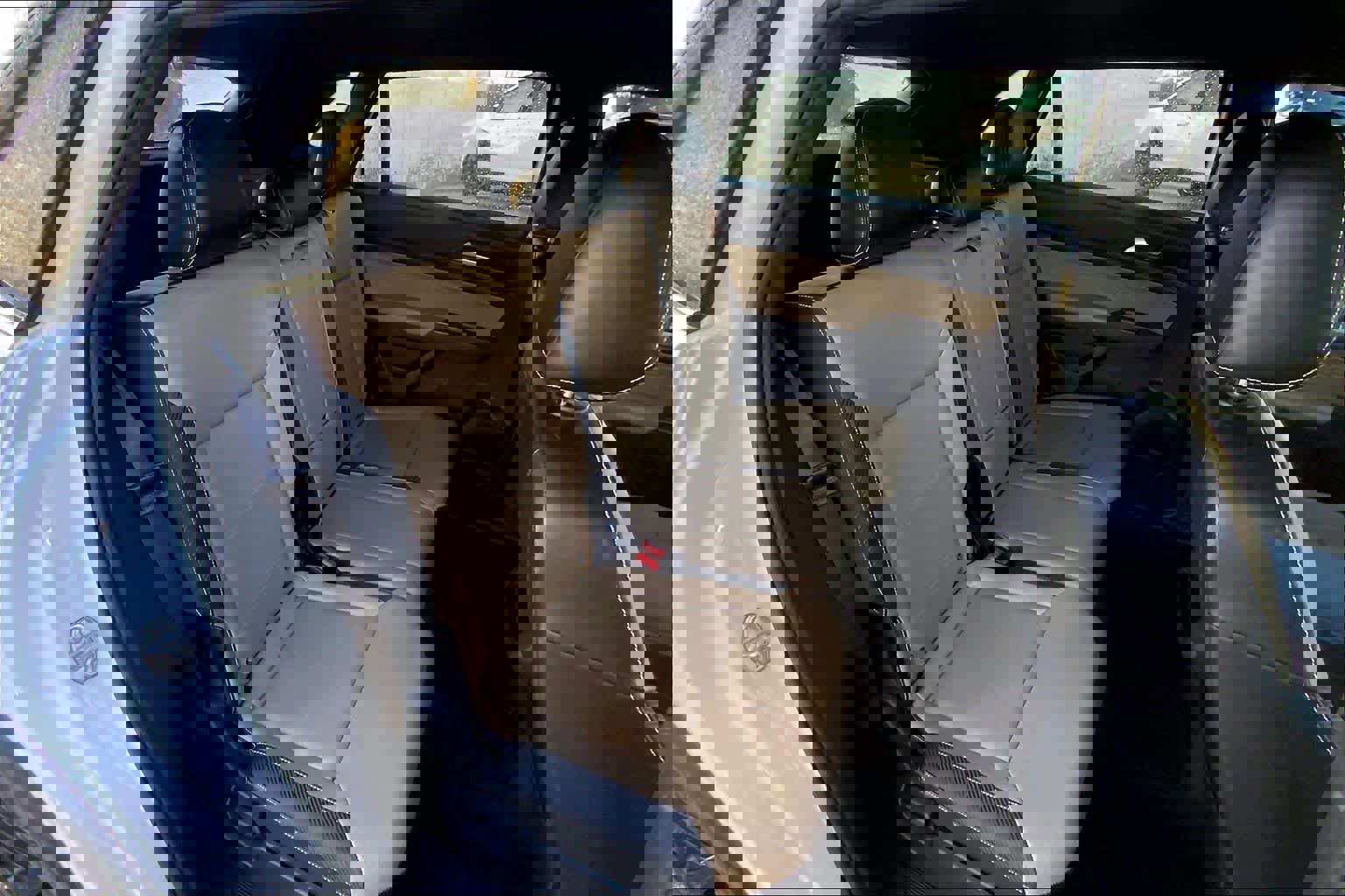 Used 2022 Volkswagen Atlas Cross Sport SE image 18