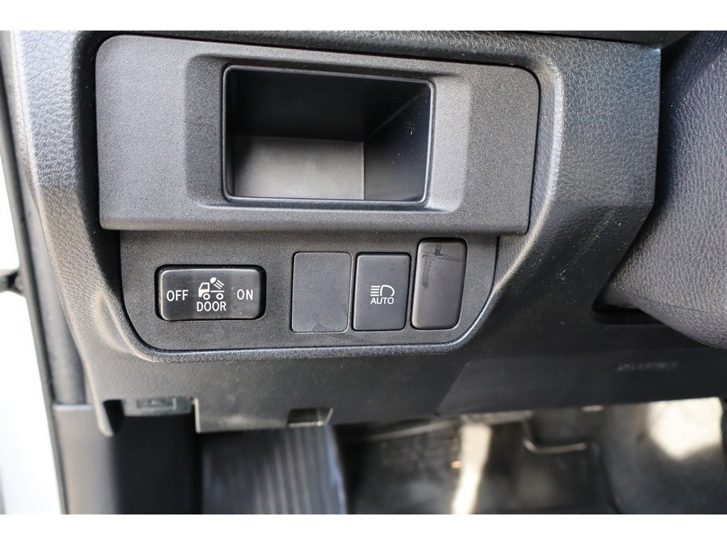 Used 2019 Toyota Tacoma SR5 image 23