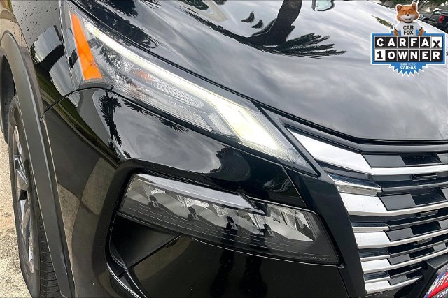 Used 2025 Nissan Rogue SV FWD image 28