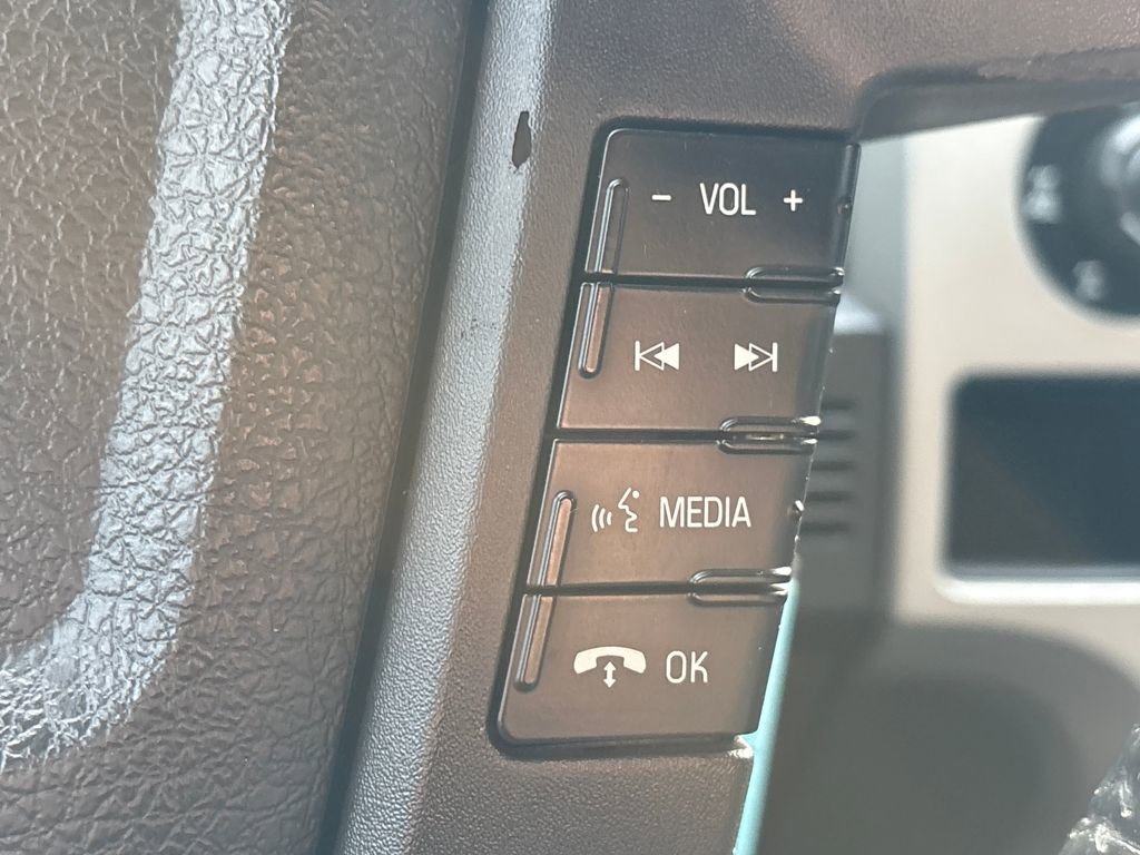 Used 2013 Ford F150 XLT w/ XLT Chrome Pkg image 19
