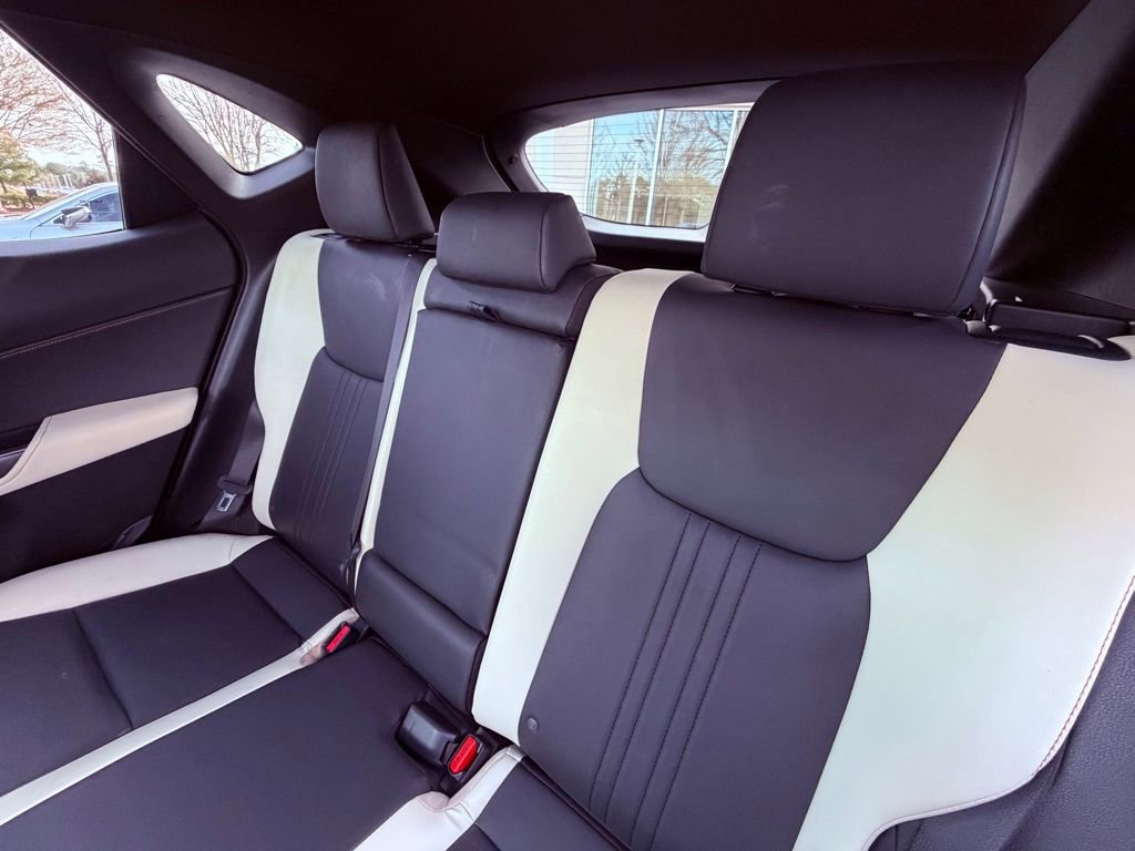 Certified 2023 Lexus NX 250 FWD w/ Towing Package (2000 Lbs) image 16