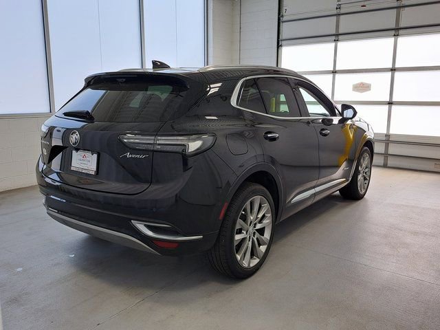 Used 2022 Buick Envision Avenir w/ Technology Package II image 5
