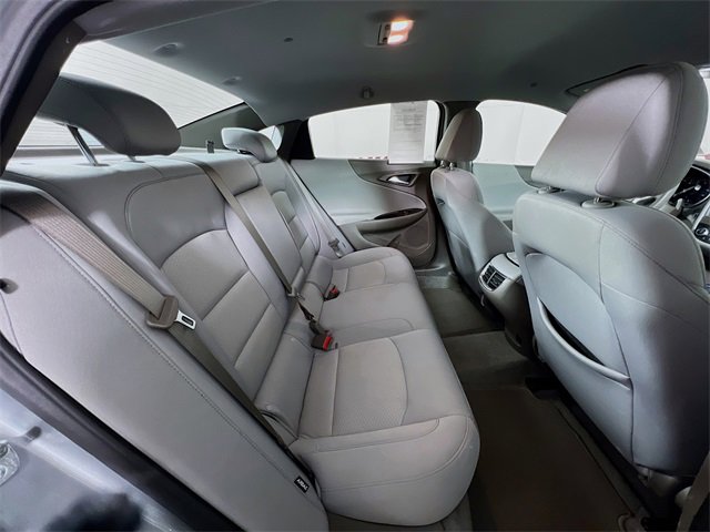 Used 2025 Chevrolet Malibu LT image 38