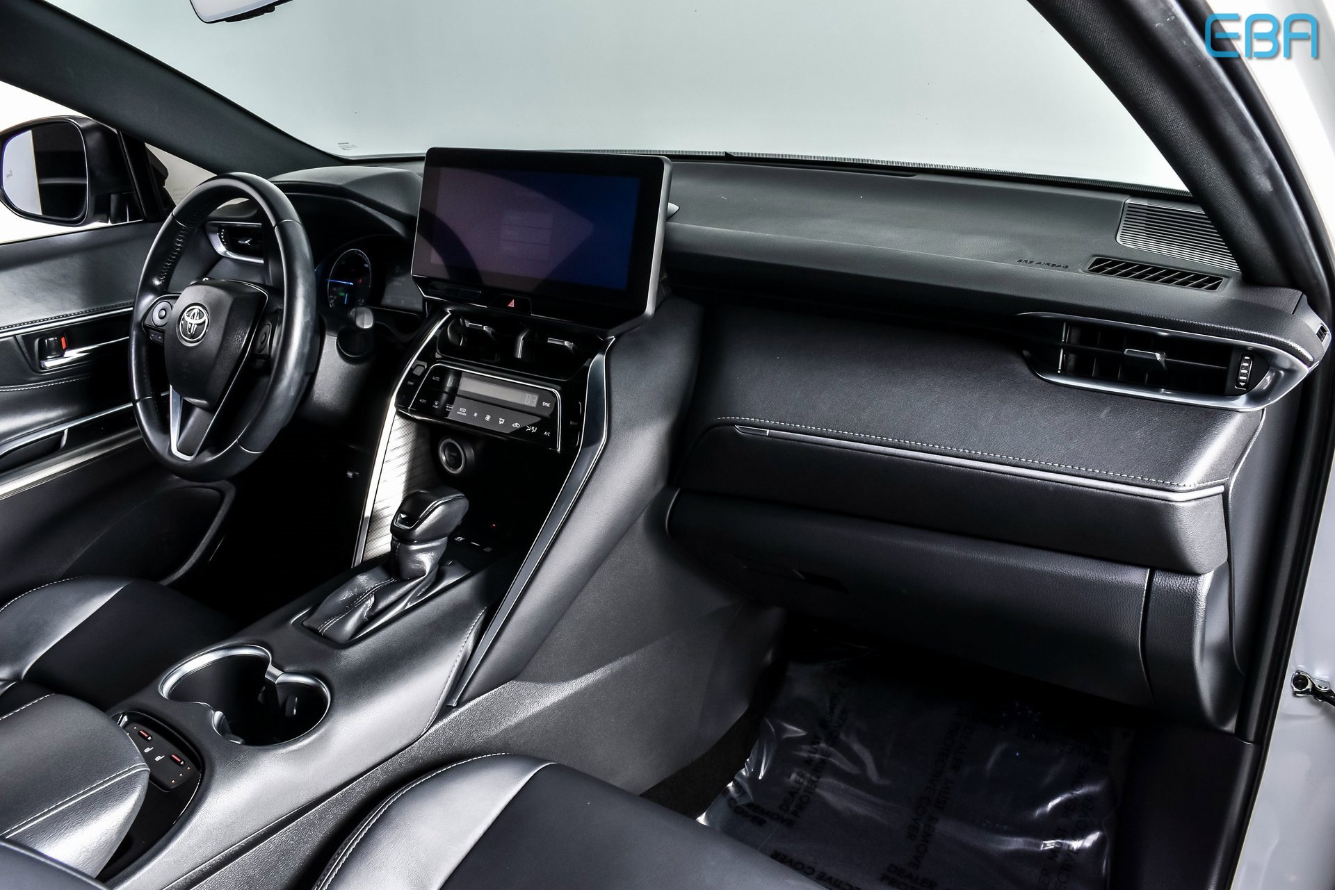 Used 2024 Toyota Venza Nightshade image 24