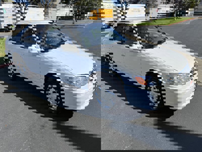 Used 2000 Toyota Camry LE image 3