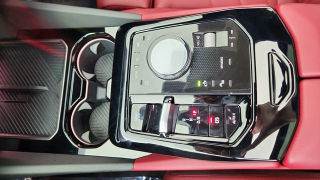 Used 2025 BMW i5 xDrive40 image 49