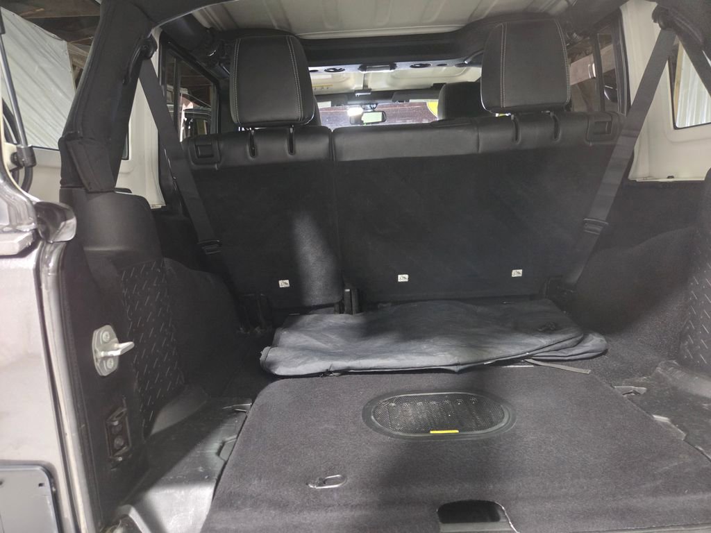 Used 2016 Jeep Wrangler Unlimited Sahara w/ Max Tow Package image 22