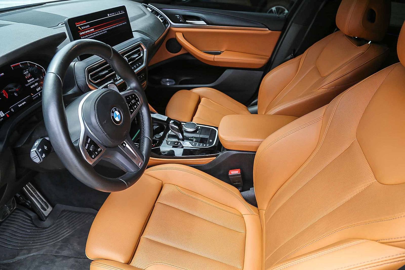 Used 2024 BMW X4 xDrive30i w/ Premium Package AWD/4WD image 5