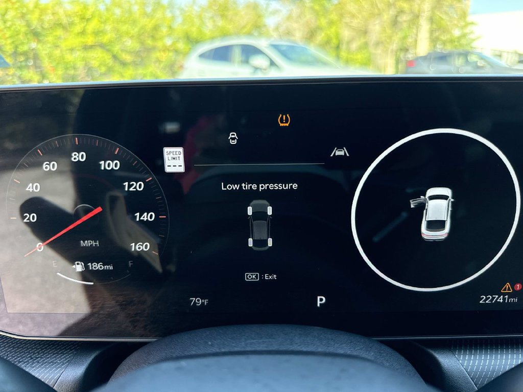 Used 2025 Kia K4 EX w/ GT-Line Premium Package FWD image 38