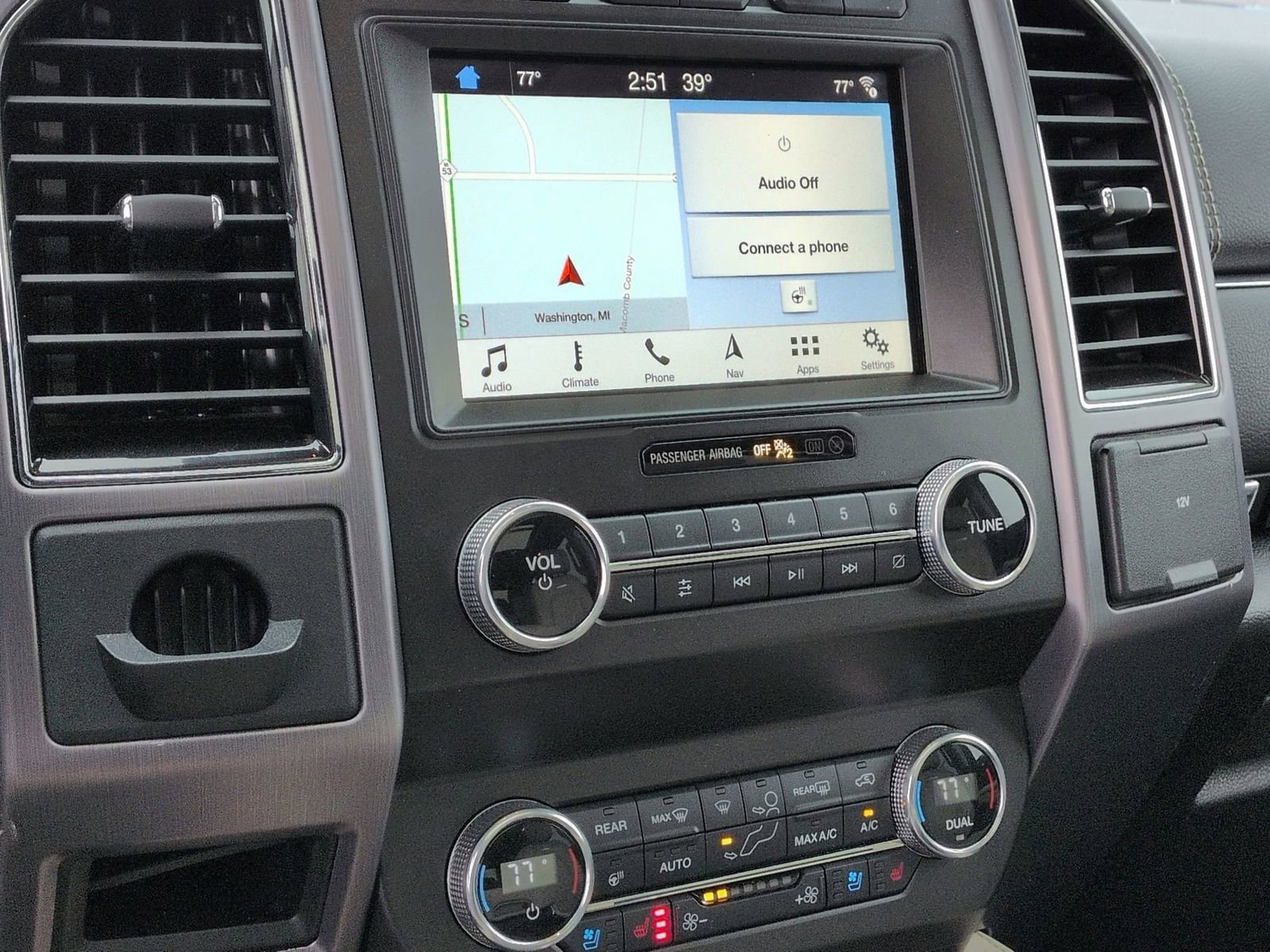 Used 2019 Ford Expedition Platinum image 33