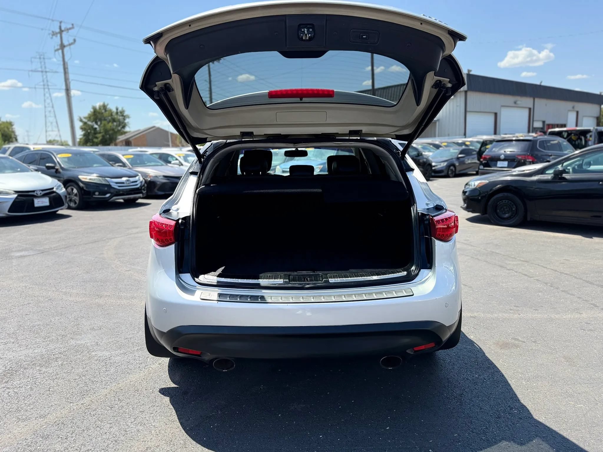 Used 2012 INFINITI FX35 2WD w/ Premium Pkg image 32