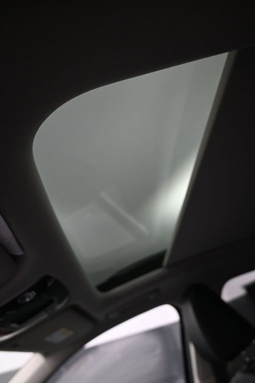 Certified 2024 Kia Sorento SX image 18