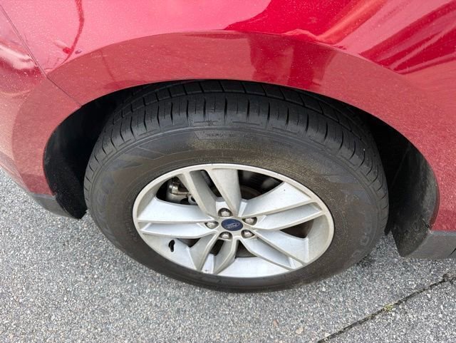 Used 2018 Ford Edge SEL w/ Equipment Group 201A FWD image 18