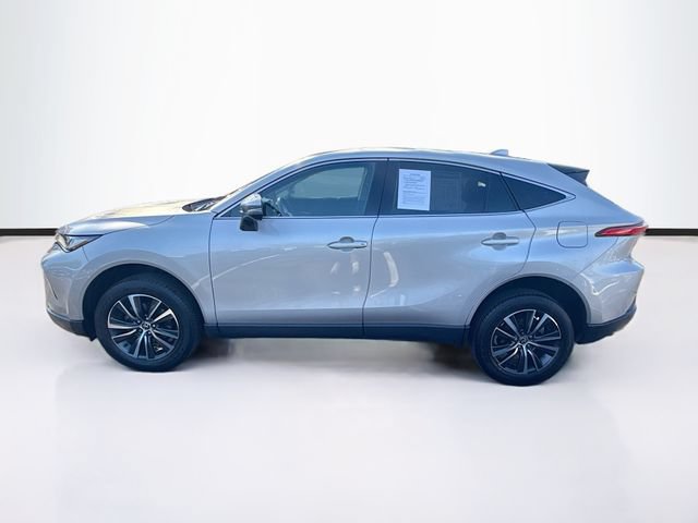 Used 2023 Toyota Venza LE AWD/4WD image 6