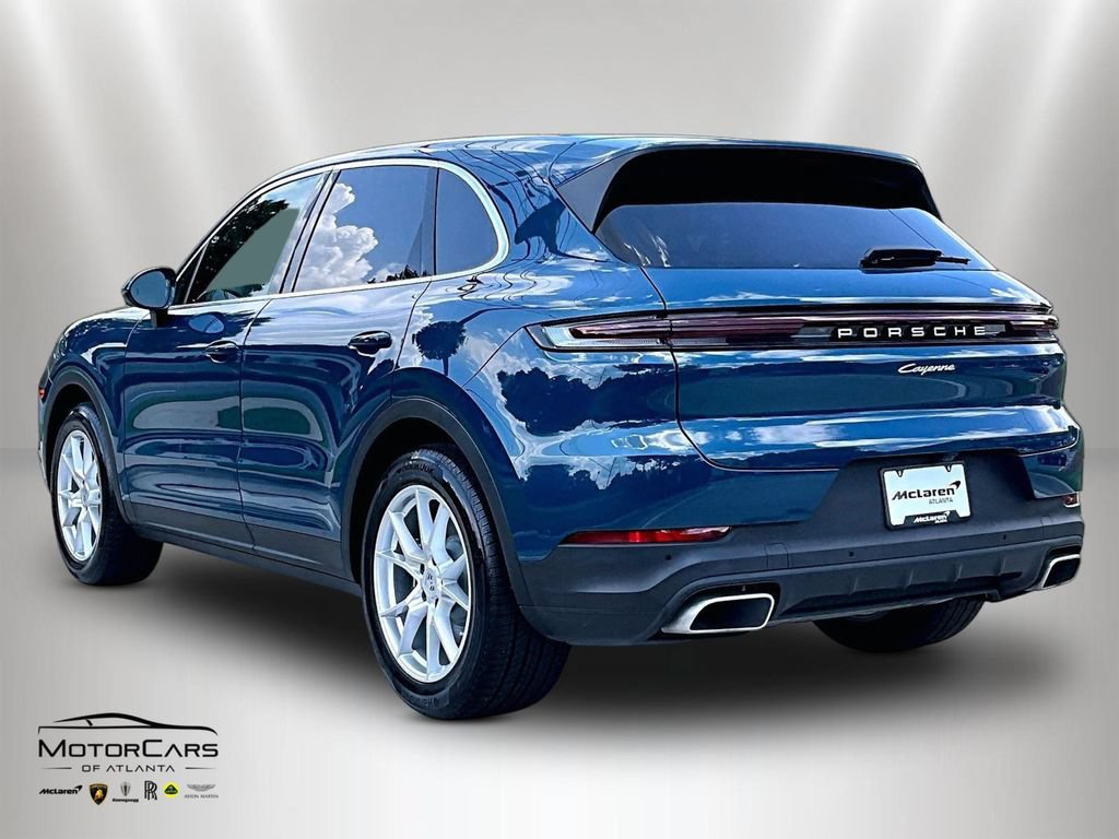 Used 2026 Porsche Cayenne AWD/4WD image 10