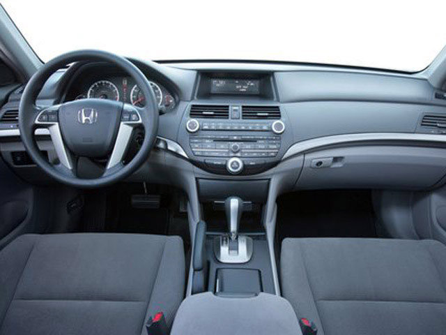 Used 2010 Honda Accord LX image 5