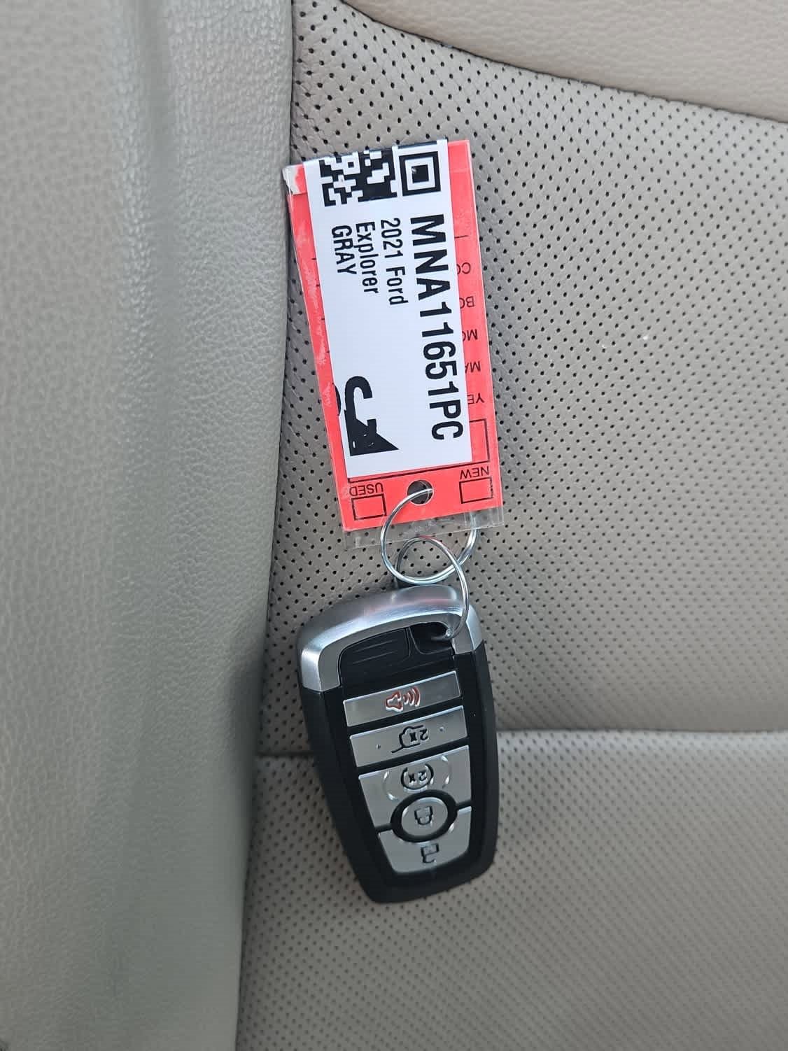 Used 2021 Ford Explorer Limited w/ Hybrid Equipment Group 310A image 21