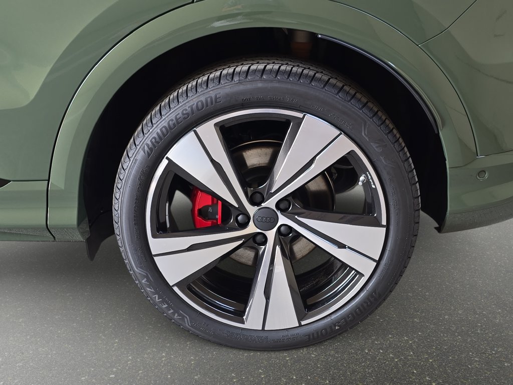 New 2026 Audi SQ5 Premium Plus AWD/4WD image 31