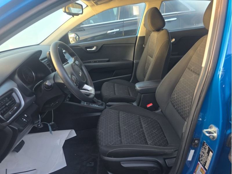 Used 2023 Kia Rio S w/ Technology Package image 11