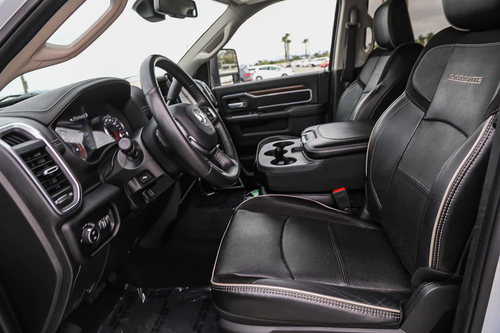 Used 2024 RAM 2500 Laramie image 17