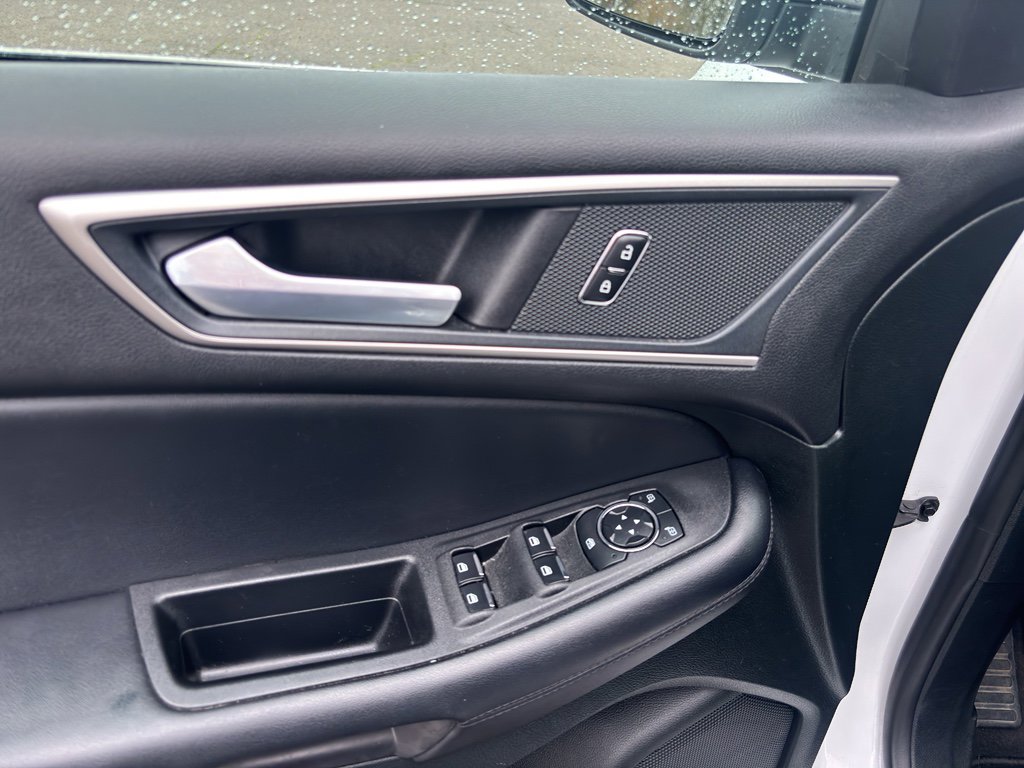 Used 2023 Ford Edge SEL image 24