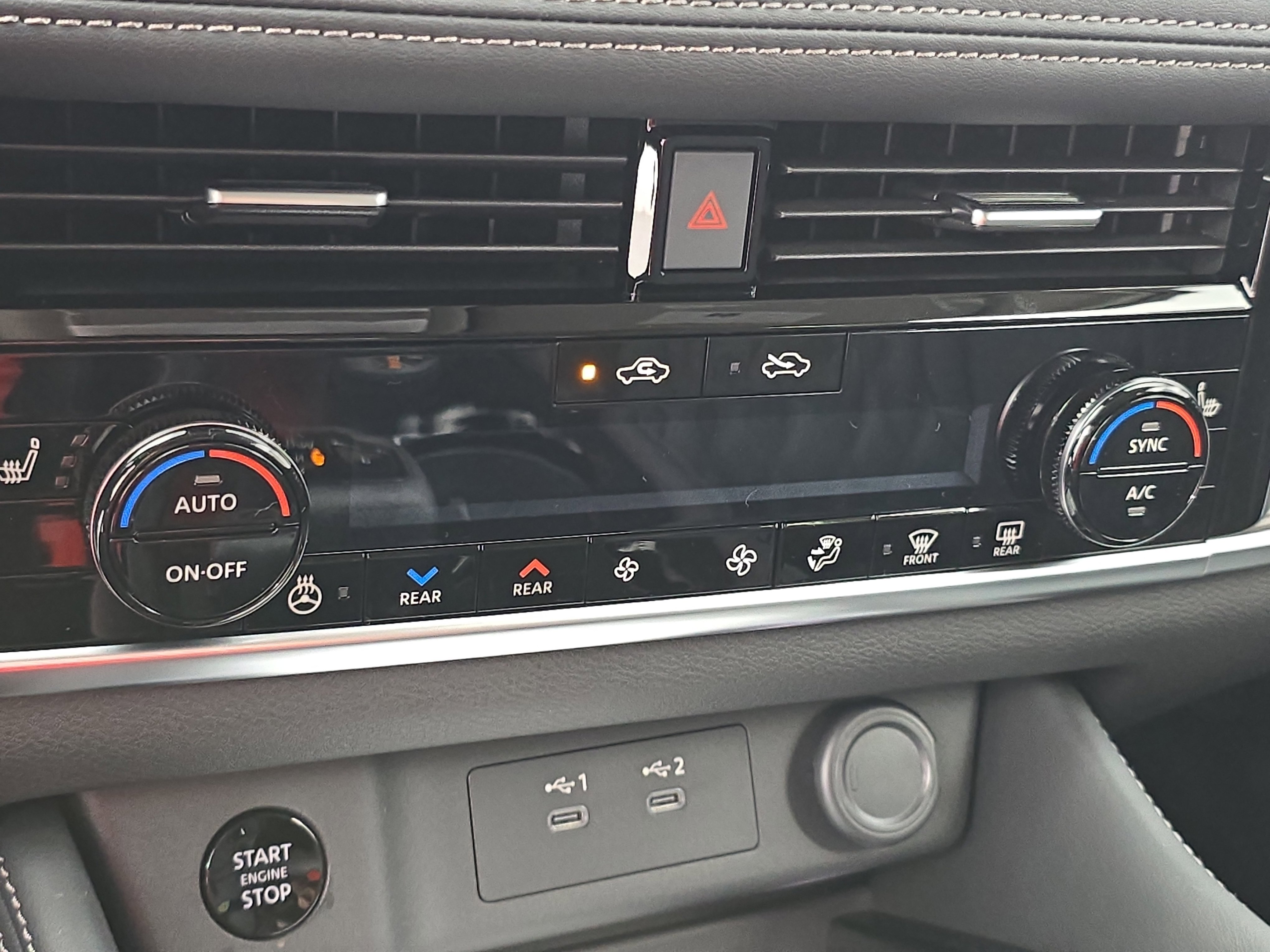 New 2026 Nissan Rogue Platinum image 24