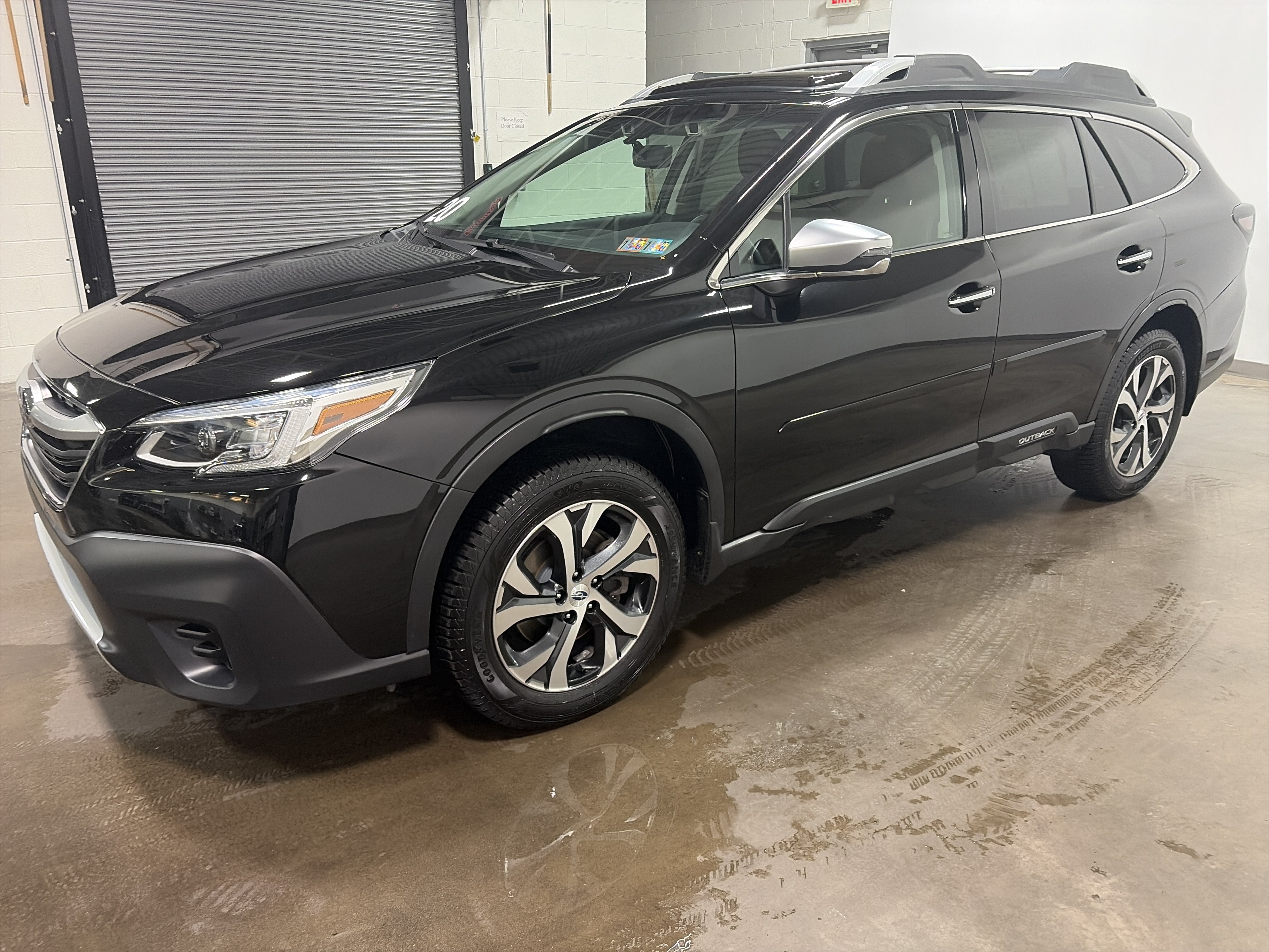 Used 2020 Subaru Outback Touring w/ Popular Package #2 AWD/4WD image 6