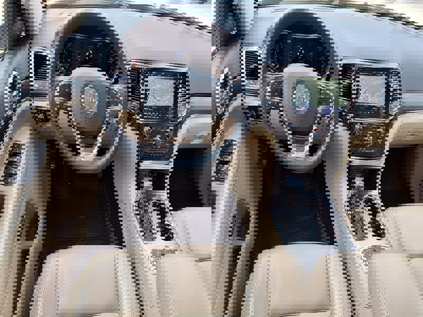 Certified 2021 Jeep Grand Cherokee Limited image 2