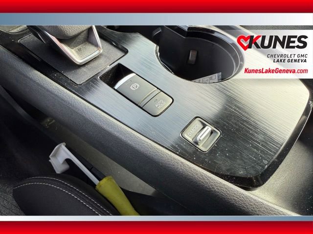 Used 2024 Nissan Rogue SV image 19