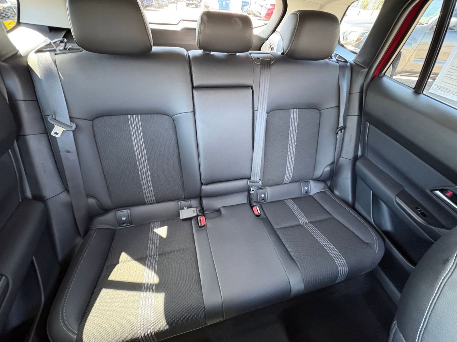 Used 2025 MAZDA CX-50 AWD 2.5 S w/ Premium Package image 41